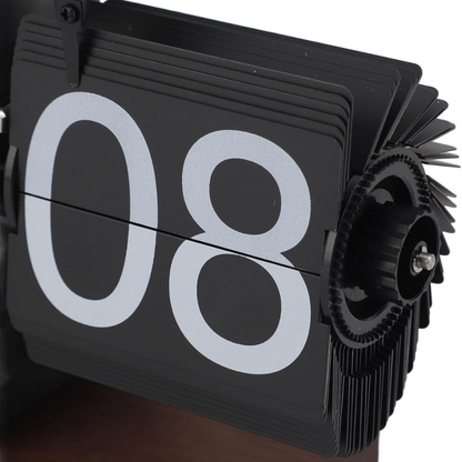 Total Black Flip Clock